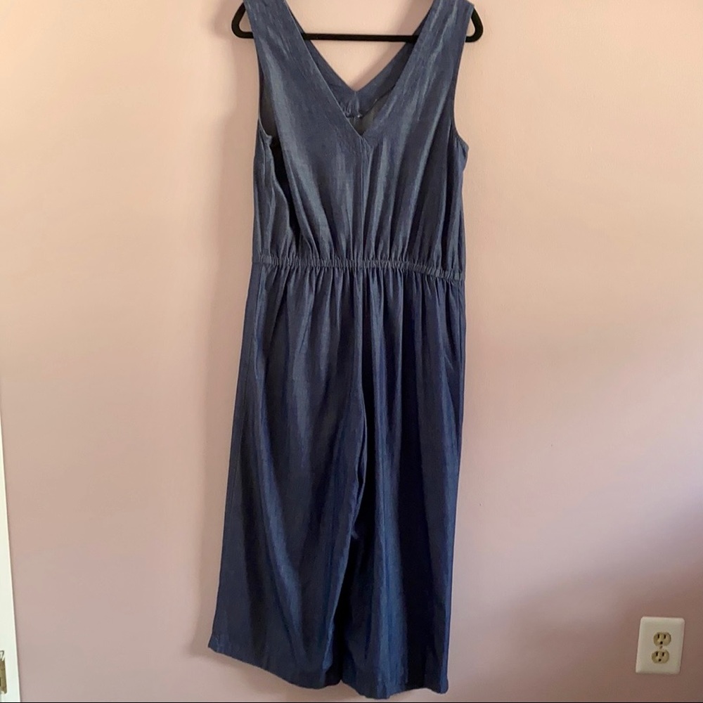 Old Navy Sleeveless Utility Jumpsuit with cinch waist - Size Medium - Picture 5 of 5